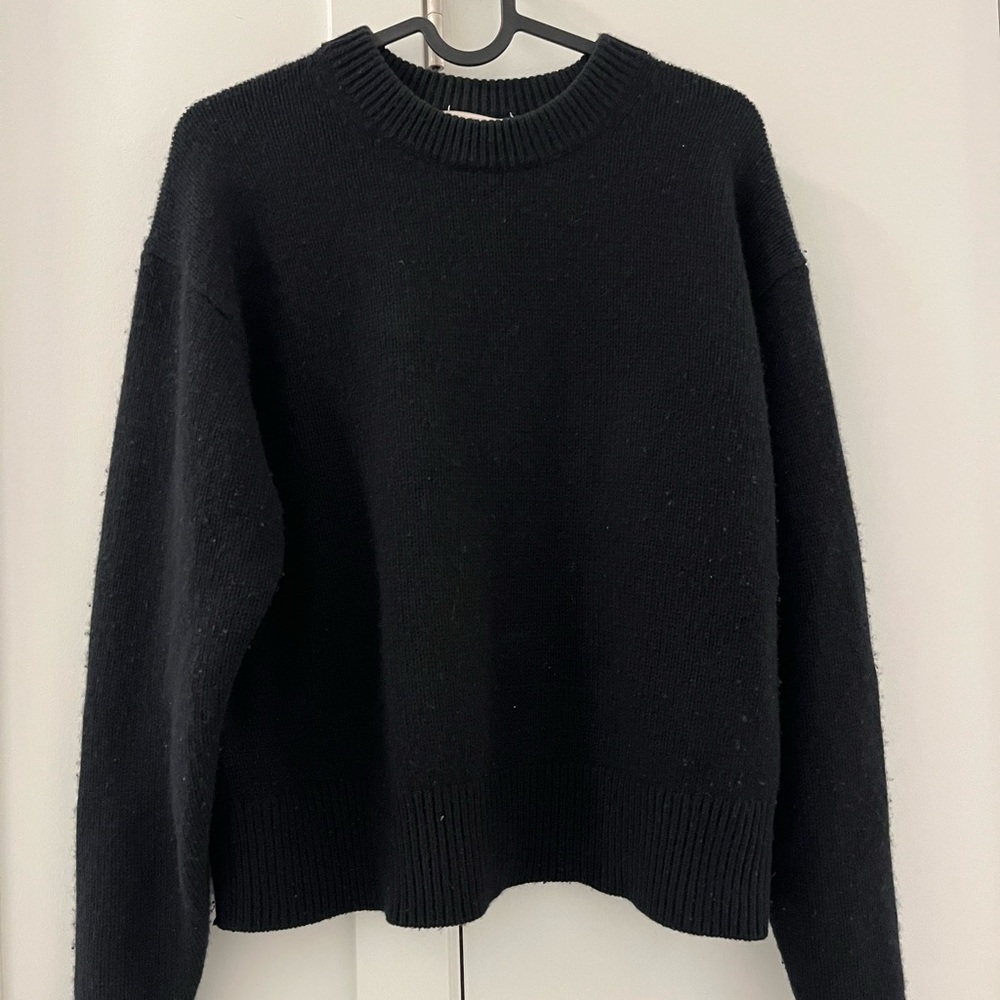 Wilfred Black Women's Cashmere Crewneck Sweater